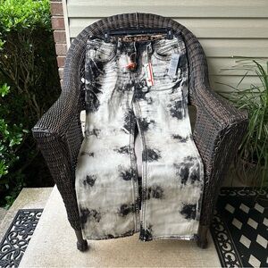 Rock Revival Gwen Low-Rise Bootcut in Cloud 34 x 34